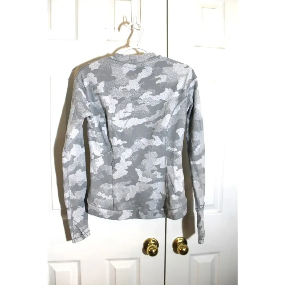 Lululemon Women's Close to Crossing Long Sleeve Shirt sz 6